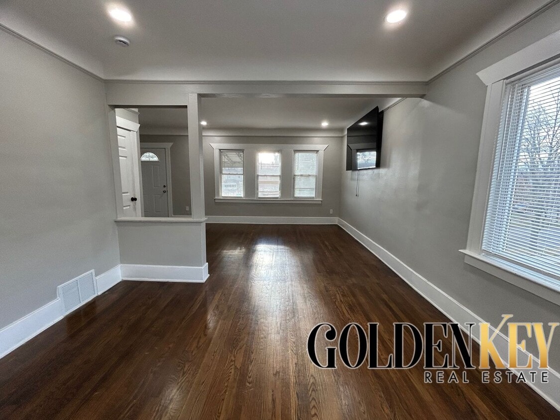 Foto principal - 2958-2960 Kendall St. Detroit, MI 48238