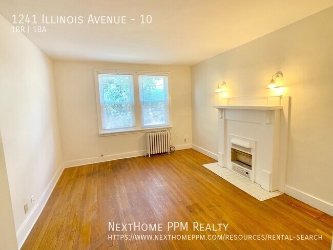 Building Photo - July or August move in, 1 Bedroom in Heart...