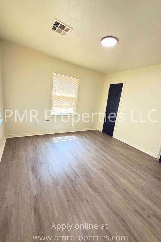 Foto del edificio - 2146 NW Lincoln Ave