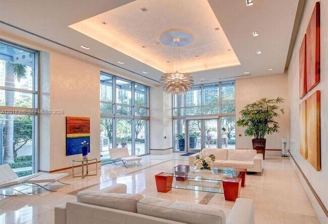Foto del edificio - 1050 Brickell Ave