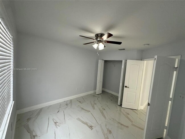 Foto del edificio - 17425 NW 75th Pl