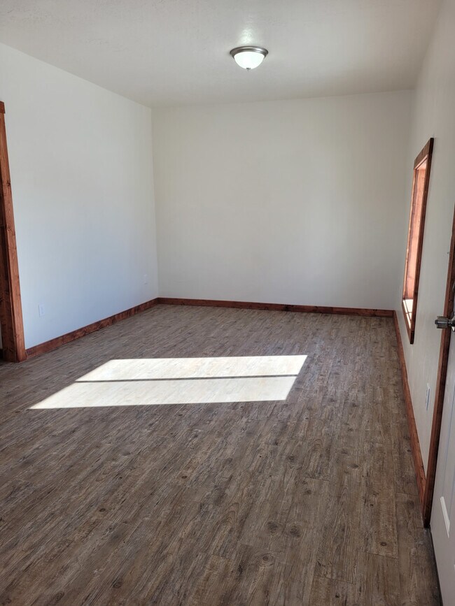 551 E Hooper Ave Unit 4, Soda Springs, ID 83276 Condo for Rent in