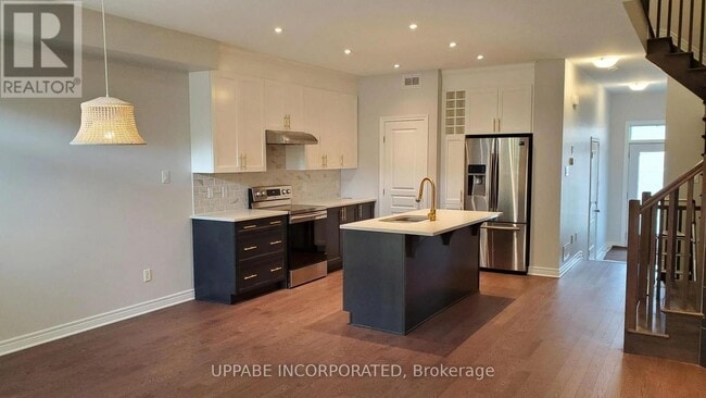 Building Photo - 521 Bulat Ct