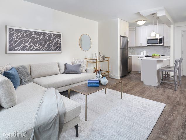 Building Photo - 1 br, 1 bath Apartment - 301 W Grand Ave