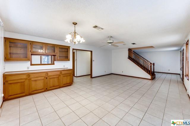 Foto del edificio - 112 Castlewood Dr