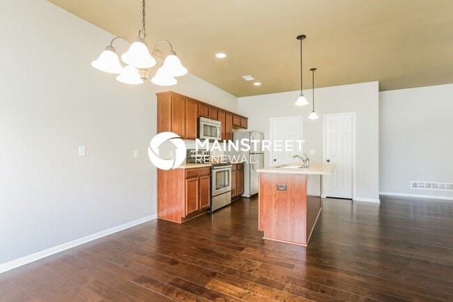 Building Photo - 2 Bedroom Pet-Friendly Home in Grain Valle...