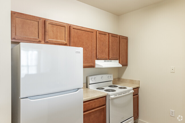 2BR, 2BA - The Grand Richmond at Brook Run 62+