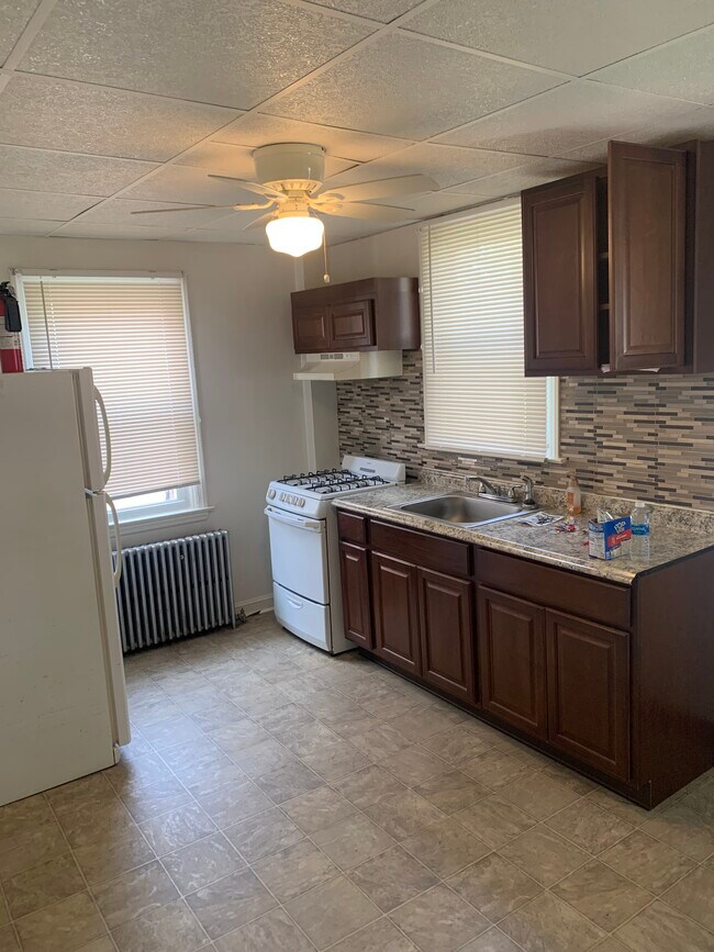 Foto del edificio - 59 Fairview Rd