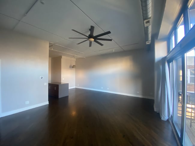 Building Photo - 2012 W St Paul Ave