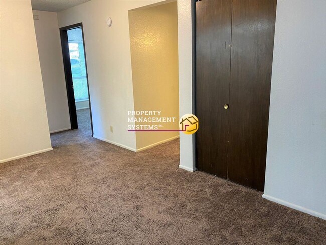 Foto del edificio - 1042 Quail Vista Ct