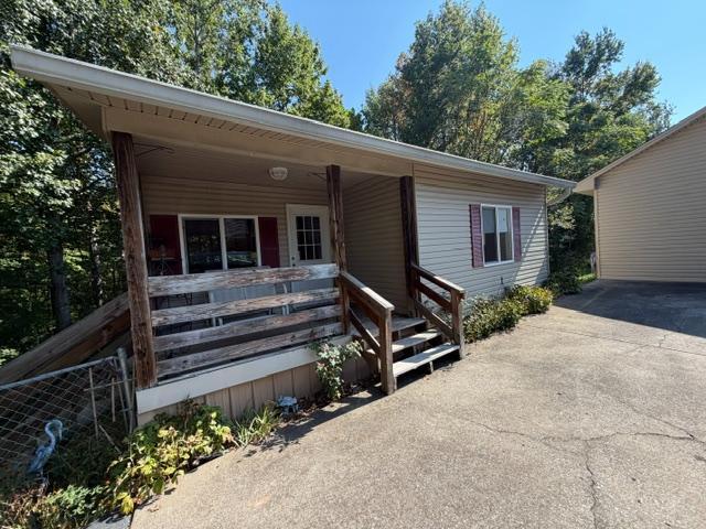 Building Photo - 1594 Cheatham Dam Rd