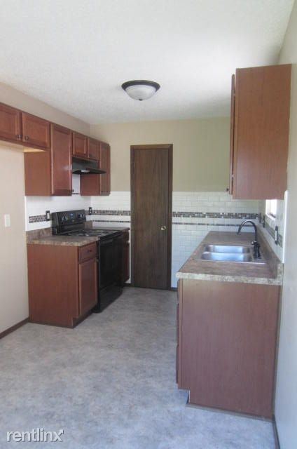 Foto del edificio - 3 br, 1 bath House - 2708 W. Maxwell Ave