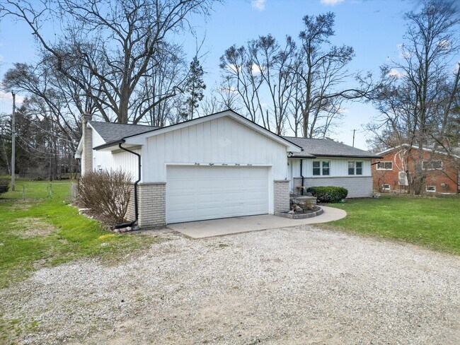 Foto del edificio - 48737 Dequindre Rd