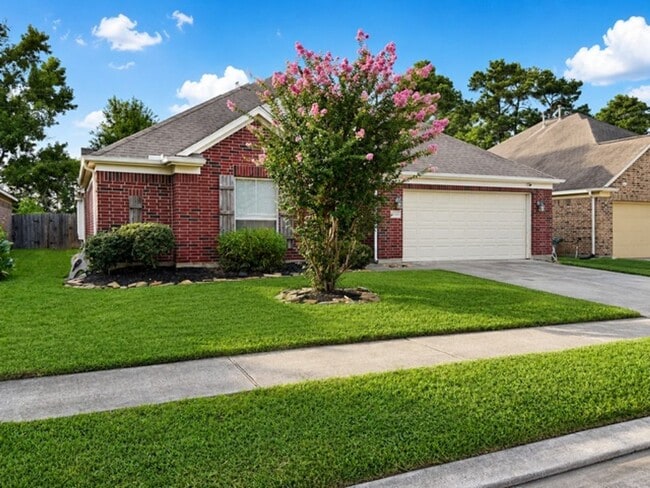Building Photo - 1330 Yucca Mountain Dr