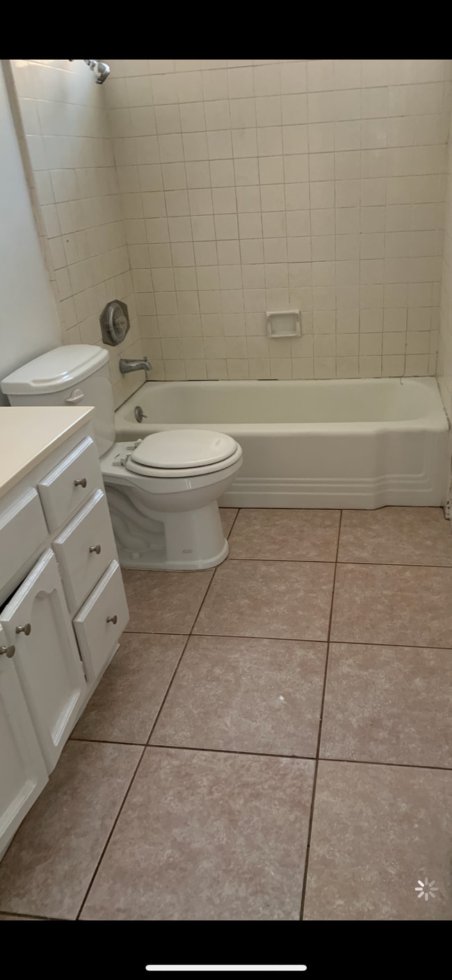 Bathroom - 12319 Pacific Ave