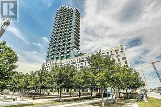 Building Photo - 16 Bonnycastle St