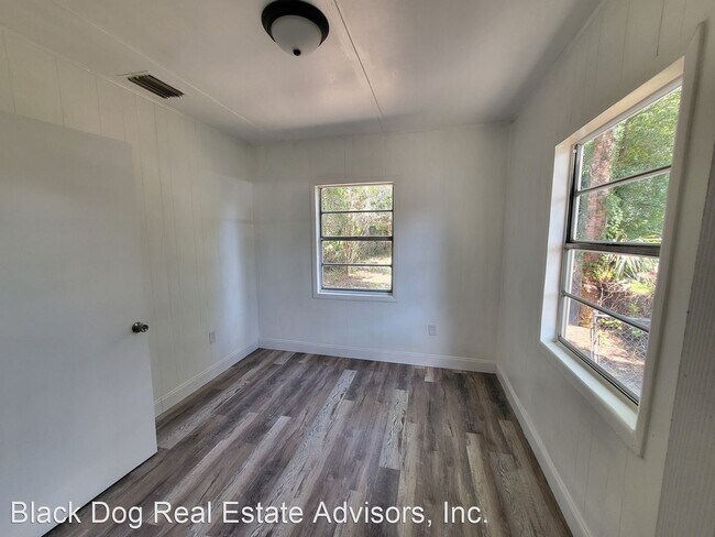 Building Photo - 2 br, 1 bath House - 1711 Bates Ave