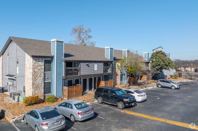 Building Photo - Moss Landing