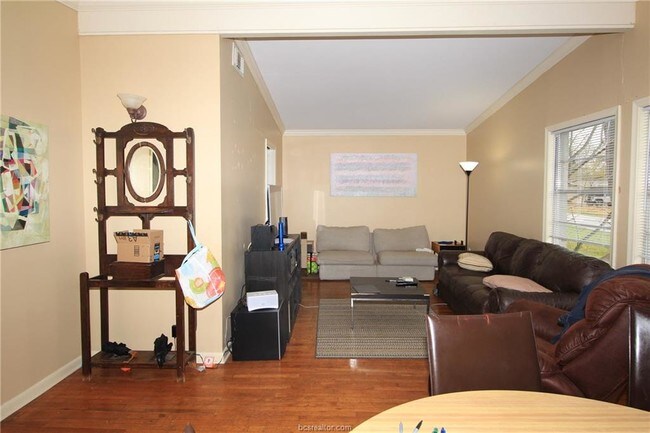 Foto del edificio - 406 Timber St