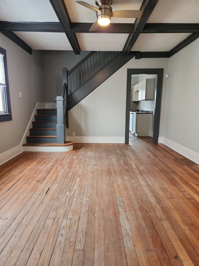 Building Photo - 2318 Prospect St