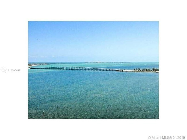 Foto del edificio - 1541 Brickell Ave