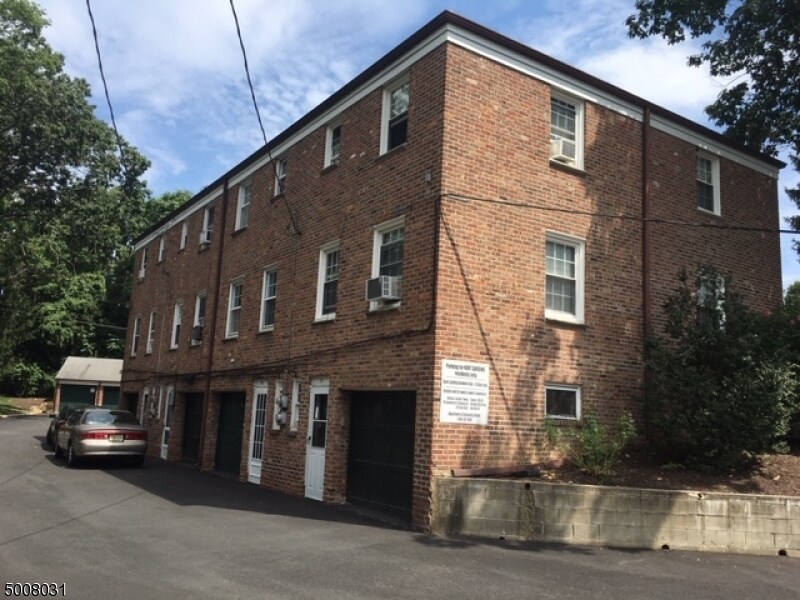 Primary Photo - 417 Morris Ave