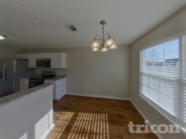 Building Photo - 3107 Donard Ct