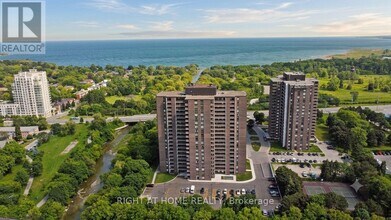 Building Photo - 1535 Lakeshore Rd E