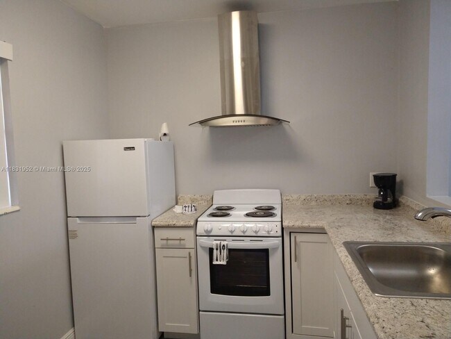 Foto del edificio - 5102 NW 36th St