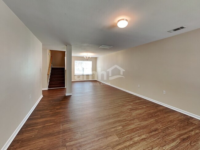 Building Photo - 9504 Eagle Feathers Drive