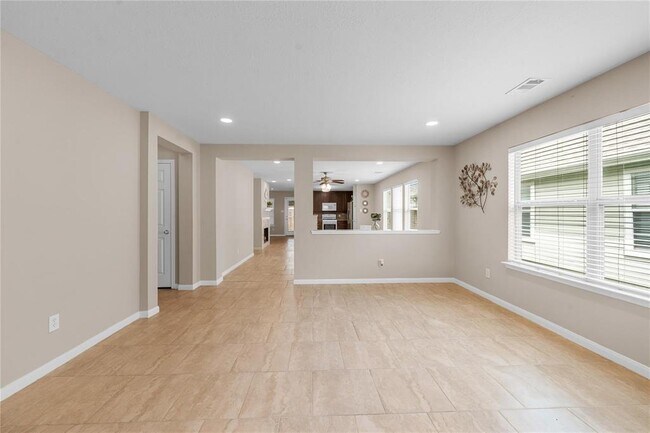 Building Photo - 29223 Legends Hill Dr