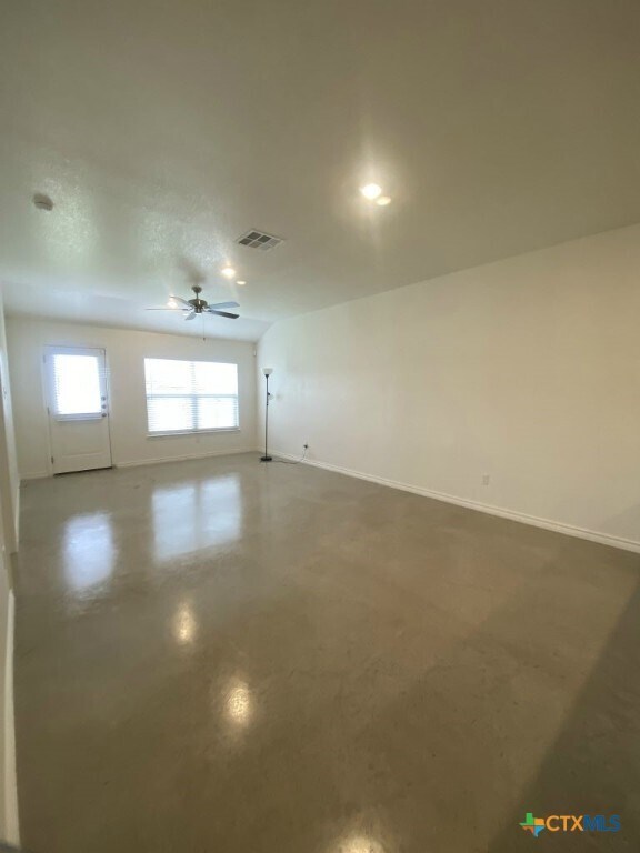 Building Photo - 1214 Lehmann Dr