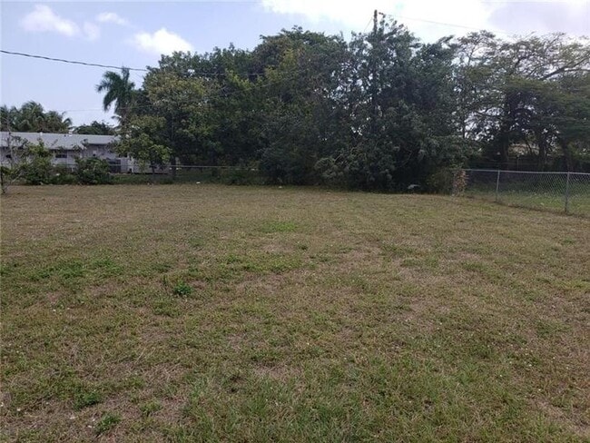 Foto del edificio - 1524 NW 19th Ave