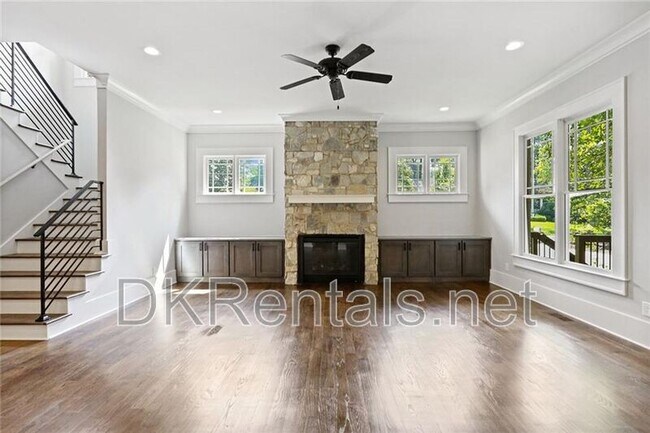 Foto del edificio - 2272 Abby Ln NE
