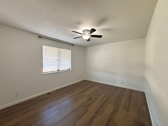 Photo - Spacious 3 Bed / 3 Bath Home in Gated Comm...