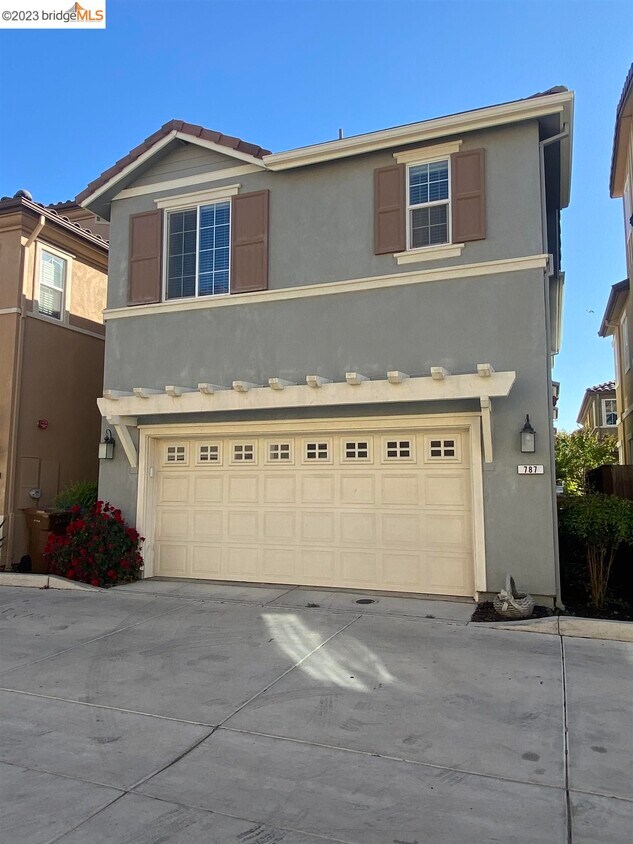 Foto principal - 787 King Palm Ln
