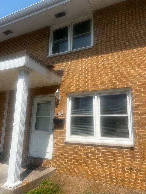 Building Photo - 601 Hood St