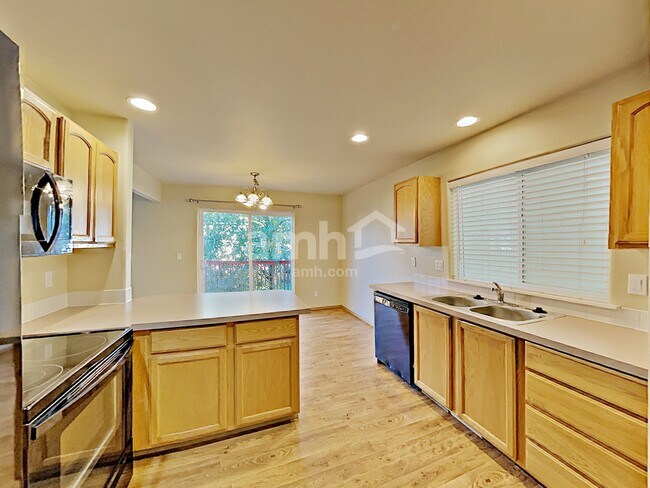 Foto del edificio - 16010 89th Ave E