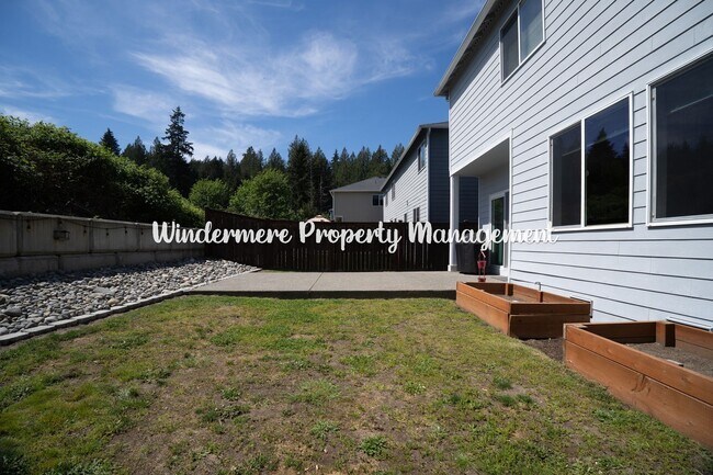 Foto del edificio - 5064 NW Bear Paw Ct