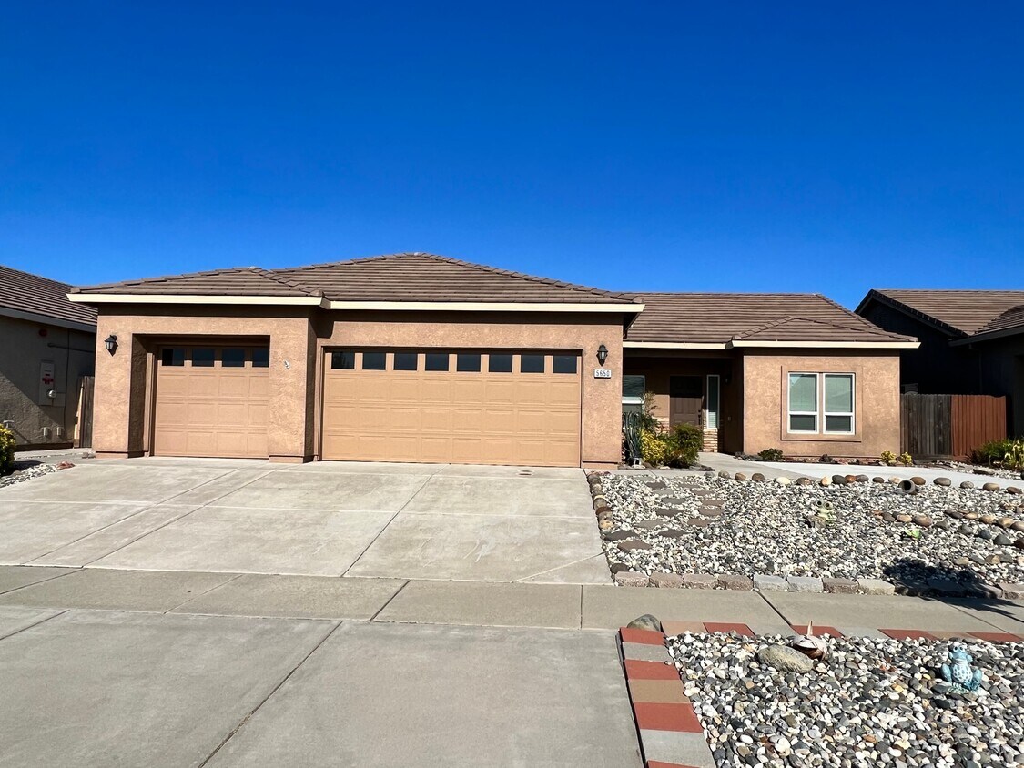5650 Meadow Brook Way, Marysville, CA 95901 House Rental in