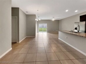 Building Photo - 1320 Trafalgar Pkwy