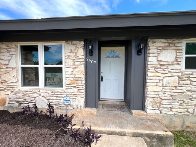 Foto del edificio - 3 Bedroom 2 Bath Single Story House for Re...