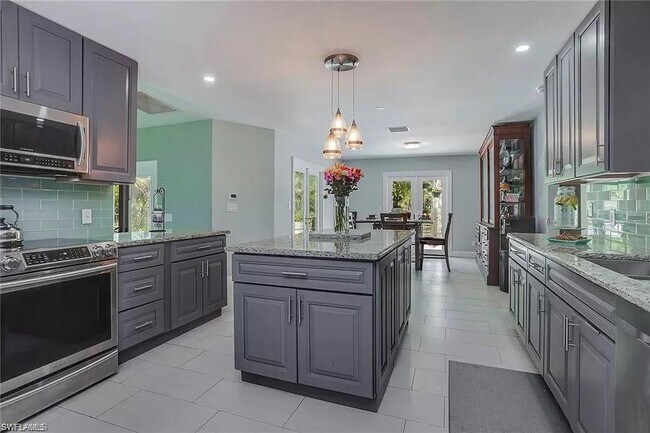 Foto del edificio - 19381 Burgundy Farms Rd
