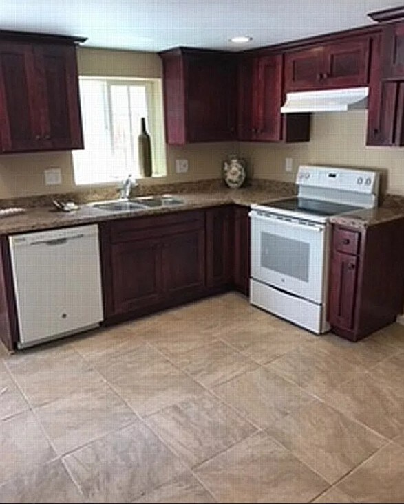 Interior Photo - 1453 C St
