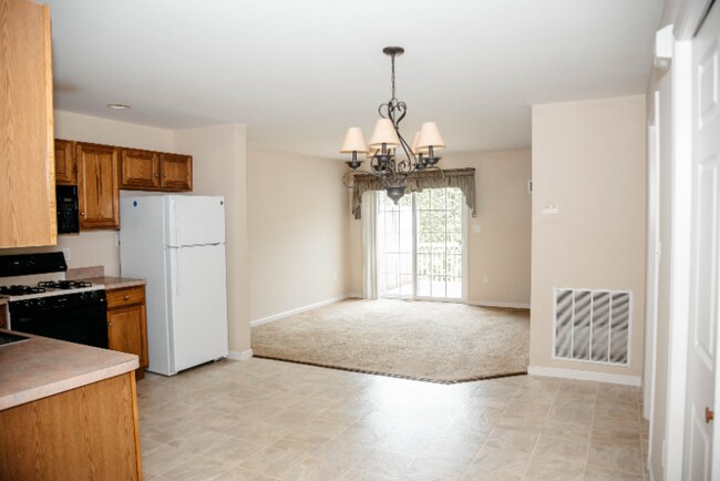 Building Photo - 746 Mt Gretna Rd