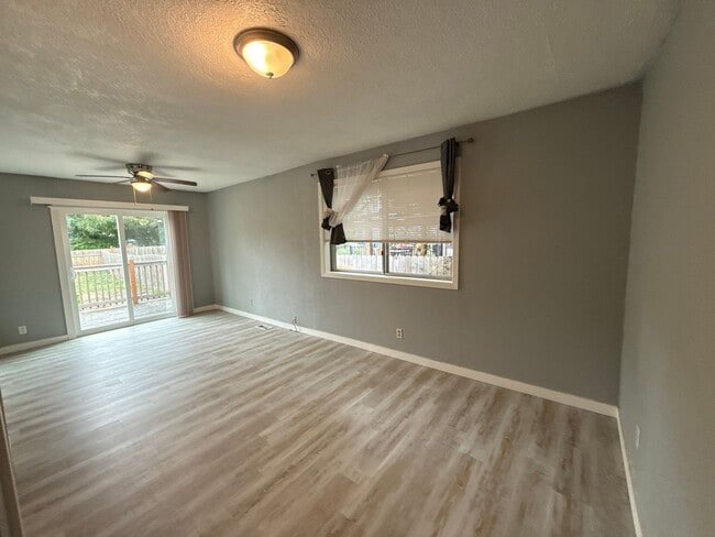 Building Photo - Now Available: $2600/month - 6 MONTH LEASE...