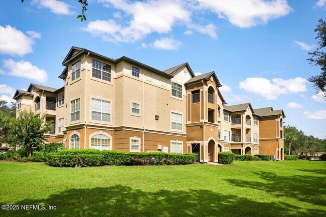 Building Photo - 10961 Burnt Mill Rd