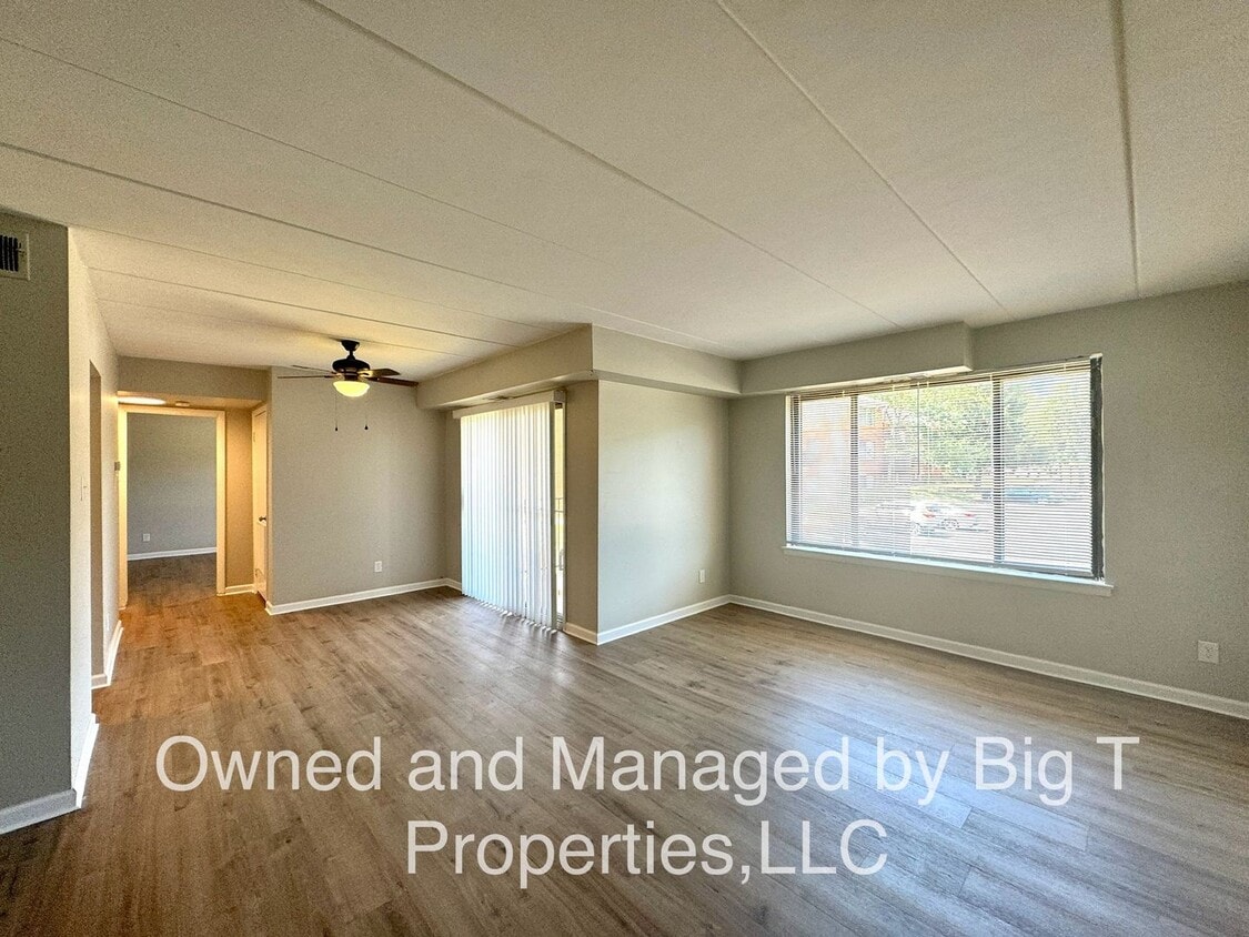 Primary Photo - Town of Leesburg 1bd/1ba condo!