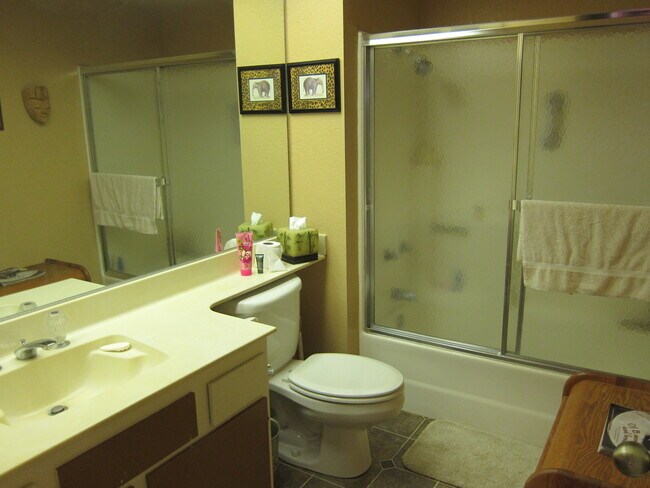 Foto del edificio - 2700 Golf Club Dr