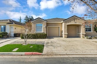Building Photo - 197 Summerset Dr